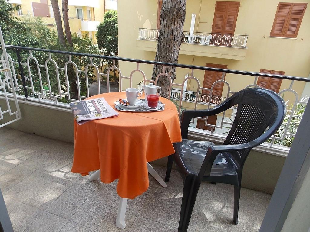 Hotel Arco Del Sole Lavagna Zimmer foto